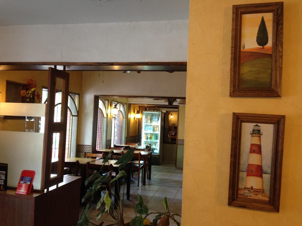 Kapac Hotel Mendoza Buitenkant foto
